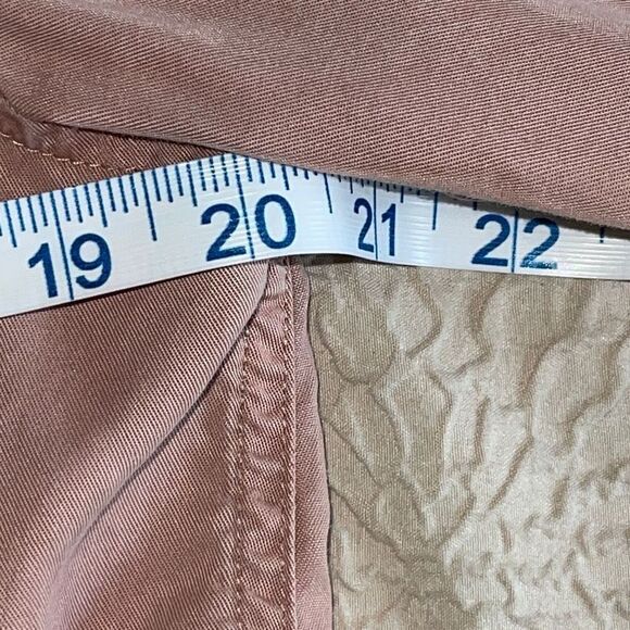 Universal Thread Goods Co Womens Button Down Shirt Long Sleeve Pink Size Medium - Picture 6 of 7